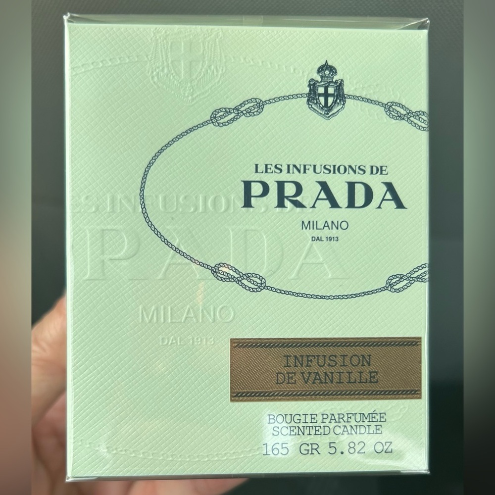 Rare PRADA Vanilla CANDLE New/Sealed in Box 165 grams!